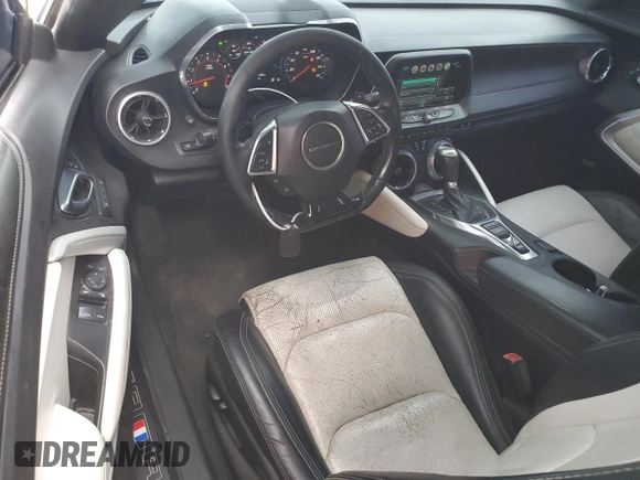 2016 Chevrolet Camaro 2LT z VIN 1G1FD3DS7G0165249, wystawiony jako Copart lot #52585235 z przebiegiem 165 233 mil mil oraz Czysty tytuł • Clean title. Historia ofert i sprzedaży dostępna na DreamBid. Obrazek 8.