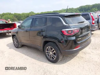 2017 Jeep Compass Latitude with VIN 3C4NJDBBXHT616909, listed as a IAAI auction lot 42457501 with 110,326 mi miles and . Bid and sale history available at DreamBid. Image 3.