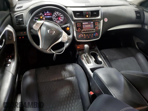 2017 Nissan Altima S z VIN 1N4AL3AP0HN359359, wystawiony jako Copart lot #51865525 z przebiegiem 99 708 mil mil oraz Szkoda całkowita • Salvage title. Historia ofert i sprzedaży dostępna na DreamBid. Obrazek 8.