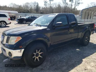 2007 Nissan Frontier SE z VIN 1N6AD06U57C461915, wystawiony jako Copart lot #46215865 z przebiegiem 242 435 mil mil oraz Szkoda całkowita • Salvage title. Historia ofert i sprzedaży dostępna na DreamBid. Obrazek 1.