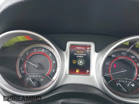 2019 Dodge Journey SE with VIN 3C4PDCBB0KT816103, listed as a IAAI auction lot 41640272 with 118,310 mi miles and . Bid and sale history available at DreamBid. Image 7.