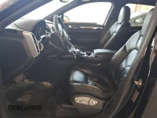 2012 Porsche Cayenne S Hybrid с VIN WP1AE2A20CLA92021, выставлен на аукционе Copart как лот 48619105 с пробегом 164 867 миль миль и Чистый • Clean title. История ставок и продаж доступна на DreamBid. Изображение 7.