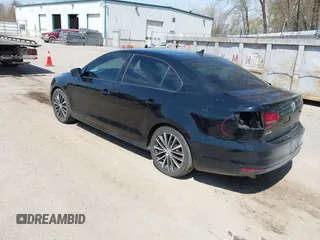 2016 Volkswagen Jetta Sport с VIN 3VWD17AJ1GM404282, выставлен на аукционе IAAI как лот 42118484 с пробегом 95 067 миль миль и . История ставок и продаж доступна на DreamBid. Изображение 3.
