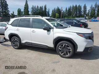 2025 Subaru Forester Limited с VIN JF2SLDRC7SH483870, выставлен на аукционе IAAI как лот 42164753 с пробегом 1 538 миль миль и . История ставок и продаж доступна на DreamBid. Изображение 14.