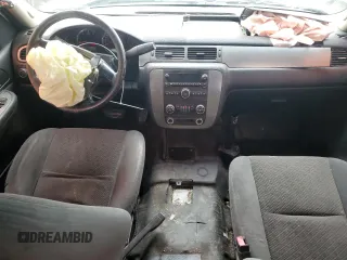 2007 Chevrolet Tahoe Police z VIN 1GNEC03027R333001, wystawiony jako Copart lot #55439445 z przebiegiem 206 284 mil mil oraz Szkoda całkowita • Salvage title. Historia ofert i sprzedaży dostępna na DreamBid. Obrazek 8.