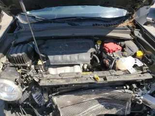 2018 Jeep Renegade Latitude with VIN ZACCJABB9JPH49826, listed as a Copart auction lot 55145805 with 97,752 mi miles and Salvage Title. Bid and sale history available at DreamBid. Image 11.