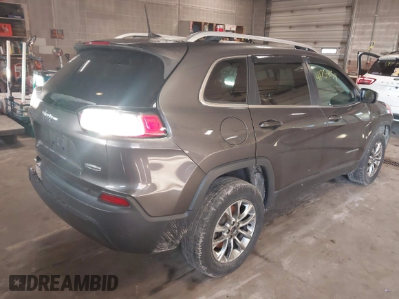 2019 Jeep Cherokee Latitude Plus with VIN 1C4PJMLB1KD139940, listed as a IAAI auction lot 41754134 with 113,237 mi miles. Bid and sale history available at carsss.com. Image 4.