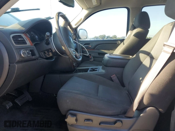 2013 Chevrolet Avalanche LS z VIN 3GNMCEE02DG245728, wystawiony jako Copart lot #56335735 z przebiegiem 132 194 mil mil oraz Szkoda całkowita • Salvage title. Historia ofert i sprzedaży dostępna na DreamBid. Obrazek 7.