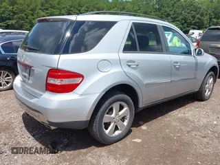2006 Mercedes-Benz M 500 с VIN 4JGBB75EX6A072306, выставлен на аукционе IAAI как лот 42495998 с пробегом 174 781 миль миль и . История ставок и продаж доступна на DreamBid. Изображение 4.