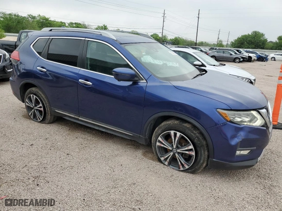 2017 Nissan Rogue SL with VIN 5N1AT2MV6HC847513, listed as a Copart auction lot 50520435 with 68,578 mi miles and Clean Title. Bid and sale history available at carsss.com. Image 4.