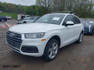 2018 Audi Q5 Premium with VIN WA1ANAFY8J2024488, listed as a IAAI auction lot 41966257 with 110,349 mi miles. Bid and sale history available at carsss.com. Image 2.