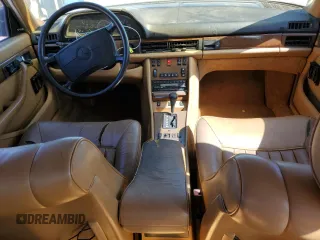 1987 Mercedes-Benz 560 with VIN WDBCA39D1HA280016, listed as a Copart auction lot 46277905 with 151,078 mi miles and Clean Title. Bid and sale history available at DreamBid. Image 8.