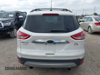 2013 Ford Escape SEL with VIN 1FMCU9H90DUD30837, listed as a IAAI auction lot 41922615 with 171,535 mi miles. Bid and sale history available at carsss.com. Image 17.