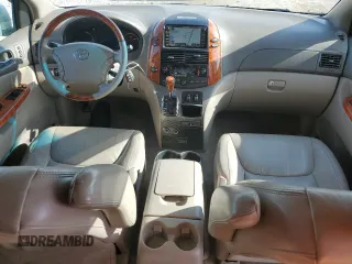 2008 Toyota Sienna XLE z VIN 5TDZK22CX8S122829, wystawiony jako Copart lot #58202065 z przebiegiem 228 678 mil mil oraz Szkoda całkowita • Salvage title. Historia ofert i sprzedaży dostępna na DreamBid. Obrazek 8.