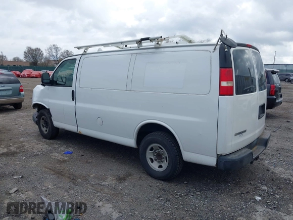 2009 Chevrolet Express Cargo Van with VIN 1GCGG25C791108423, listed as a IAAI auction lot 41919297 with 1 mi miles. Bid and sale history available at carsss.com. Image 3.
