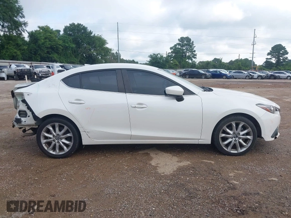 2014 Mazda 3 S Touring with VIN JM1BM1V31E1208377, listed as a IAAI auction lot 42388524 with 122,124 mi miles and . Bid and sale history available at DreamBid. Image 14.