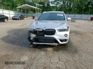 2017 BMW X1 xDrive28i z VIN WBXHT3Z34H4A53786, wystawiony jako Copart lot #54678575 z przebiegiem 86 312 mil mil oraz Szkoda całkowita • Salvage title. Historia ofert i sprzedaży dostępna na DreamBid. Obrazek 14.
