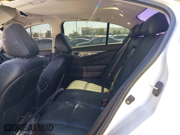 2016 Infiniti Q50 3.0t Premium with VIN JN1EV7AP8GM304940, listed as a IAAI auction lot 41836779 with 103,246 mi miles. Bid and sale history available at carsss.com. Image 8.