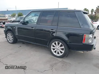 2008 Land Rover Range Rover SC z VIN SALMF13438A264820, wystawiony jako IAAI lot #41545831 z przebiegiem 117 151 mil mil oraz . Historia ofert i sprzedaży dostępna na DreamBid. Obrazek 3.