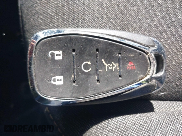 2020 Chevrolet Equinox LT with VIN 3GNAXUEV4LL202219, listed as a IAAI auction lot 42056575 with 122,613 mi miles and . Bid and sale history available at DreamBid. Image 11.