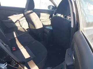 2021 Nissan Sentra SR with VIN 3N1AB8DV4MY331763, listed as a IAAI auction lot 40889192 with 46,867 mi miles and . Bid and sale history available at DreamBid. Image 8.