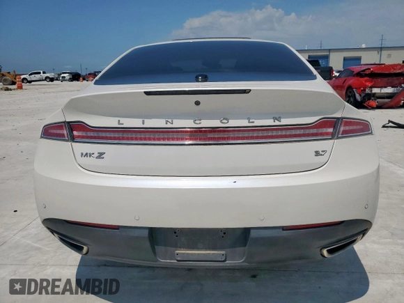 2016 Lincoln MKZ with VIN 3LN6L2GK3GR600599, listed as a Copart auction lot 60250585 with 90,192 mi miles and Salvage title. Bid and sale history available at DreamBid. Image 6.