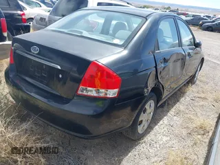 2008 Kia Spectra EX z VIN KNAFE121585529012, wystawiony jako IAAI lot #42120494 z przebiegiem Nie podano mil oraz . Historia ofert i sprzedaży dostępna na DreamBid. Obrazek 4.