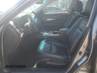 2013 Infiniti M z VIN JN1BY1AP9DM512439, wystawiony jako Copart lot #50368165 z przebiegiem 177 809 mil mil oraz Szkoda całkowita • Salvage title. Historia ofert i sprzedaży dostępna na DreamBid. Obrazek 7.