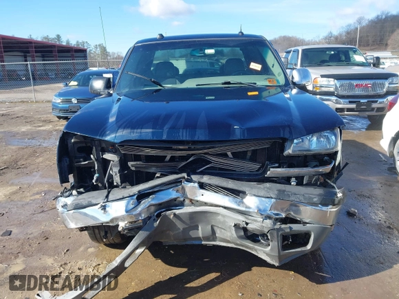 2005 Chevrolet Silverado 1500 Z71 with VIN 1GCEK19Z55Z159638, listed as a IAAI auction lot 41601440 with 158,860 mi miles. Bid and sale history available at carsss.com. Image 13.
