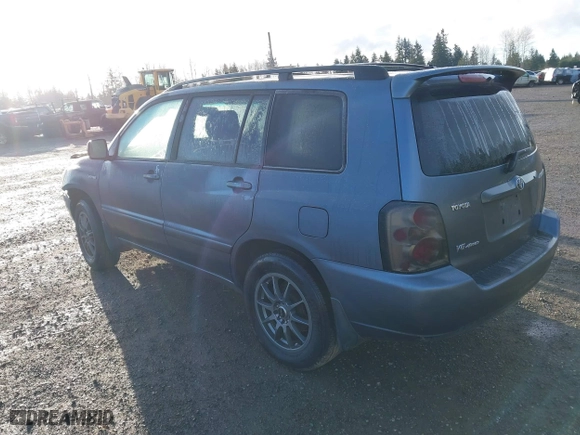 2004 Toyota Highlander with VIN JTEEP21A440053760, listed as a IAAI auction lot 41823810 with 212,971 mi miles. Bid and sale history available at carsss.com. Image 3.