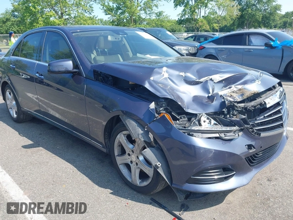2016 Mercedes-Benz E 350 Luxury z VIN WDDHF8JB4GB232945, wystawiony jako IAAI lot #42396845 z przebiegiem 78 534 mil mil oraz . Historia ofert i sprzedaży dostępna na DreamBid. Obrazek 1.