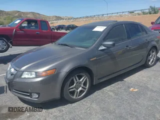 2008 Acura TL with VIN 19UUA66268A004376, listed as a IAAI auction lot 41916026 with 233,246 mi miles. Bid and sale history available at carsss.com. Image 2.