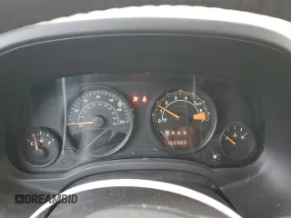2015 Jeep Patriot Latitude z VIN 1C4NJRFBXFD125752, wystawiony jako Copart lot #54801835 z przebiegiem 160 985 mil mil oraz Szkoda całkowita • Salvage title. Historia ofert i sprzedaży dostępna na DreamBid. Obrazek 9.
