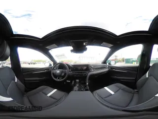 2025 Toyota Camry LE z VIN 4T1DAACK8SU111520, wystawiony jako IAAI lot #42045956 z przebiegiem 5 519 mil mil oraz . Historia ofert i sprzedaży dostępna na DreamBid. Obrazek 18.