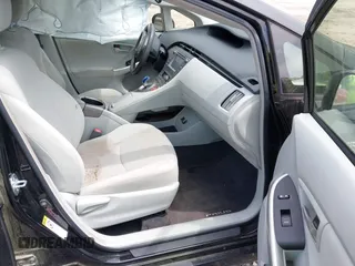 2015 Toyota Prius Four with VIN JTDKN3DU2F0445972, listed as a IAAI auction lot 42040633 with 153,890 mi miles. Bid and sale history available at carsss.com. Image 5.