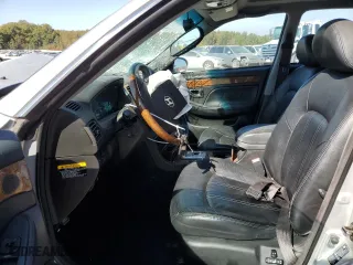 2005 Hyundai XG350 with VIN KMHFU45E35A411836, listed as a Copart auction lot 77821574 with 101,867 mi miles and Salvage Title. Bid and sale history available at carsss.com. Image 7.