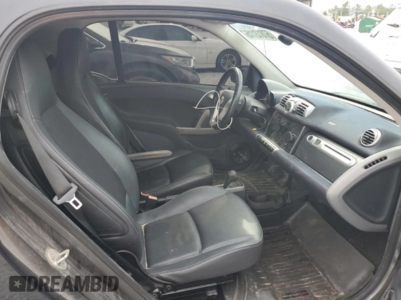 2012 Smart fortwo Pure with VIN WMEEJ3BA2CK519118, listed as a Copart auction lot 57813115 with 127,472 mi miles and Clean title. Bid and sale history available at DreamBid. Image 10.