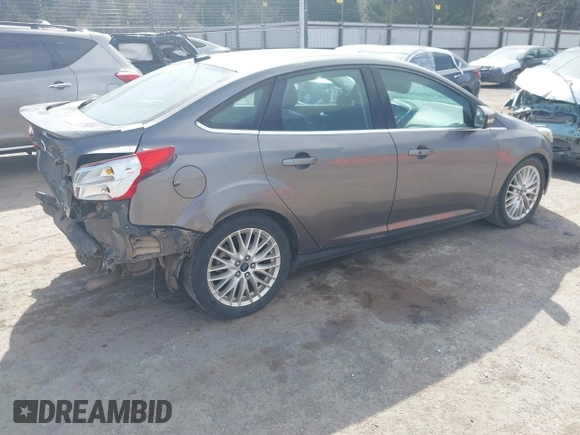 2014 Ford Focus Titanium with VIN 1FADP3J21EL299718, listed as a IAAI auction lot 41788080 with 91,748 mi miles. Bid and sale history available at carsss.com. Image 4.