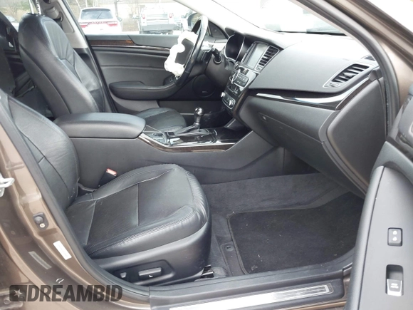 2014 Kia Cadenza Premium with VIN KNALN4D74E5164291, listed as a IAAI auction lot 42013820 with 140,765 mi miles and . Bid and sale history available at DreamBid. Image 5.