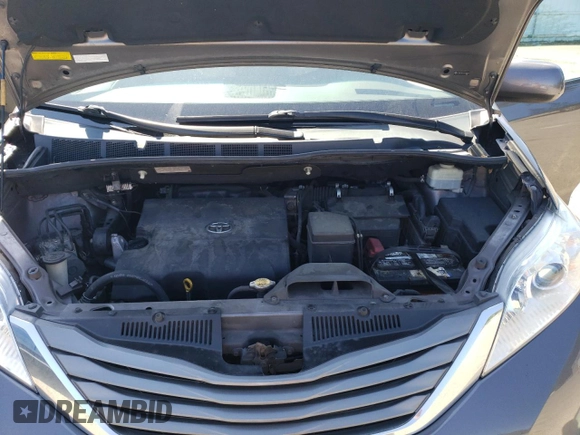 2012 Toyota Sienna XLE with VIN 5TDDK3DC5CS036642, listed as a Copart auction lot 60503325 with 199,097 mi miles and Clean title. Bid and sale history available at DreamBid. Image 12.