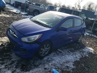 2012 Hyundai Accent SE with VIN KMHCU5AEXCU025845, listed as a Copart auction lot 86557364 with 117,262 mi miles and Salvage Title. Bid and sale history available at carsss.com. Image 1.