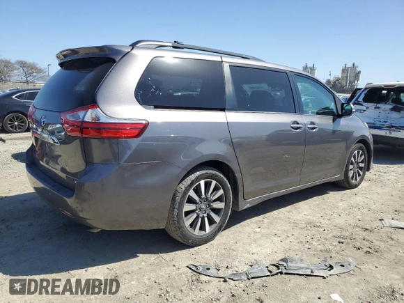 2018 Toyota Sienna XLE Auto Access Seat с VIN 5TDYZ3DC7JS954063, выставлен на аукционе Copart как лот 49421995 с пробегом 112 772 миль миль и Списание • Salvage title. История ставок и продаж доступна на DreamBid. Изображение 3.