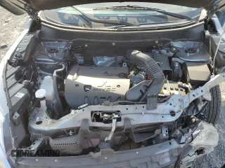 2022 Mitsubishi Outlander ES with VIN JA4APUAU8NU021052, listed as a Copart auction lot 48695825 with 57,554 mi miles and Salvage title. Bid and sale history available at DreamBid. Image 12.