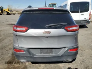 2017 Jeep Cherokee Latitude с VIN 1C4PJLCS3HW514430, выставлен на аукционе Copart как лот 50260275 с пробегом 120 021 миль миль и Списание • Salvage title. История ставок и продаж доступна на DreamBid. Изображение 6.