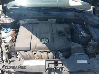 2013 Volkswagen Beetle 2.5L with VIN 3VWHX7AT3DM603962, listed as a IAAI auction lot 42329256 with 137,285 mi miles and . Bid and sale history available at DreamBid. Image 10.