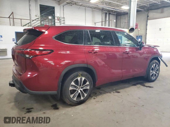 2021 Toyota Highlander XLE with VIN 5TDGZRBHXMS546223, listed as a Copart auction lot 57994635 with 69,413 mi miles and Salvage title. Bid and sale history available at DreamBid. Image 3.