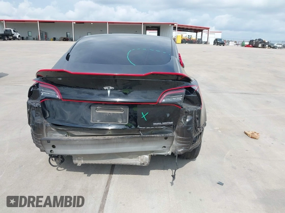 2023 Tesla Model 3 z VIN 5YJ3E1EA5PF484040, wystawiony jako IAAI lot #42128327 z przebiegiem 51 210 mil mil oraz . Historia ofert i sprzedaży dostępna na DreamBid. Obrazek 16.
