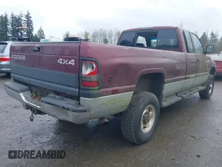 2000 Dodge Ram 2500 with VIN 1B7KF23W9YJ131145, listed as a IAAI auction lot 41928166 with 334,862 mi miles. Bid and sale history available at carsss.com. Image 4.