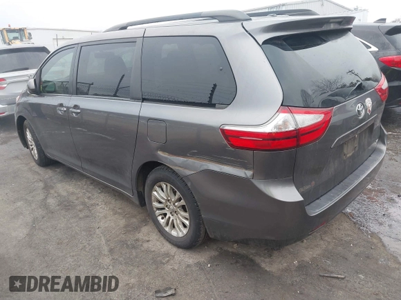 2017 Toyota Sienna XLE Auto Access Seat with VIN 5TDYZ3DC9HS818821, listed as a IAAI auction lot 41505304 with 74,295 mi miles. Bid and sale history available at carsss.com. Image 3.