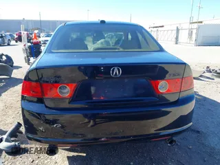 2006 Acura TSX with VIN JH4CL96846C027195, listed as a IAAI auction lot 41834535 with 260,706 mi miles. Bid and sale history available at carsss.com. Image 17.